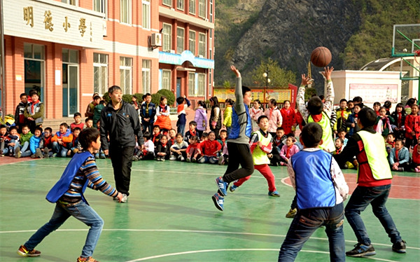 白河县城关小学图片